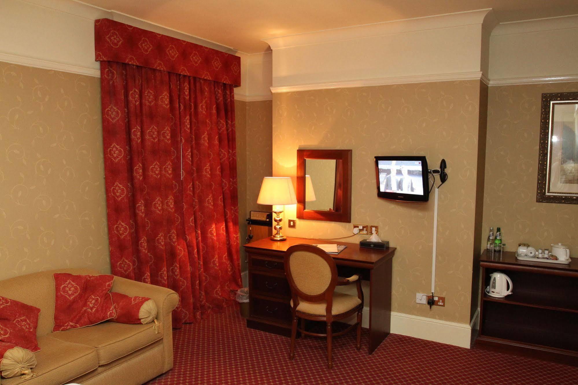 The Orwell Hotel Felixstowe Dış mekan fotoğraf
